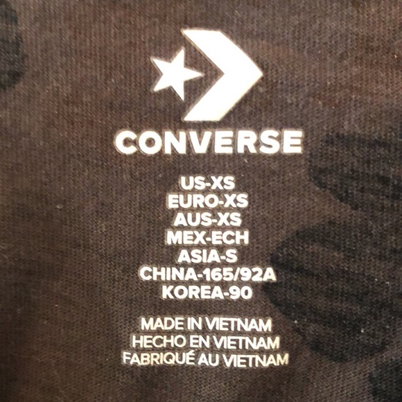 Extra small converse all star chuck taylor tshirt - Picture 2 of 3